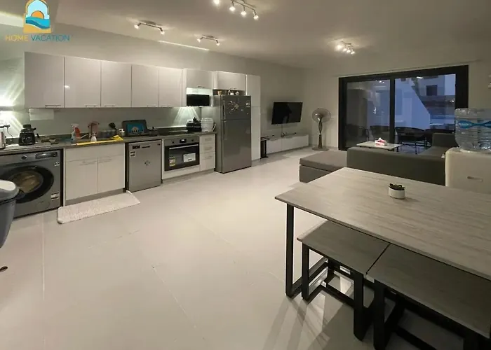 Apartment Two-bedroom For Rent -makadi Heights -garden *
